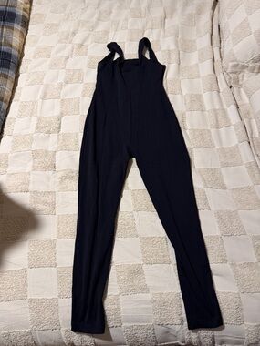 Black Sleeveless Slim Jumpsuit with Straps